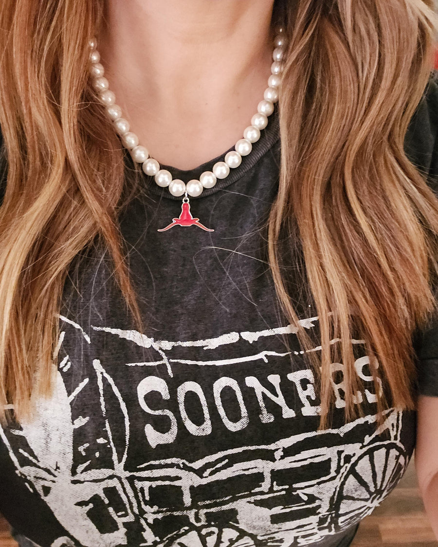 Oklahoma Boomer Sooner Horns Down OU/TEXAS Pearl Necklace